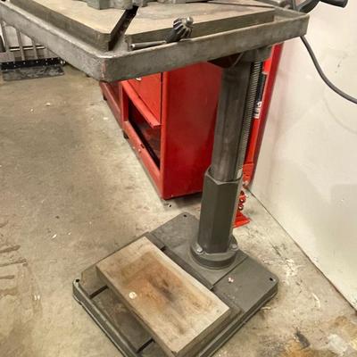 Vulcan 12 Speed Electric Drill Press - 1-1/4" Capacity w/2 clamps on base