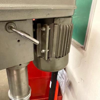 Vulcan 12 Speed Electric Drill Press - 1-1/4" Capacity w/2 clamps on base