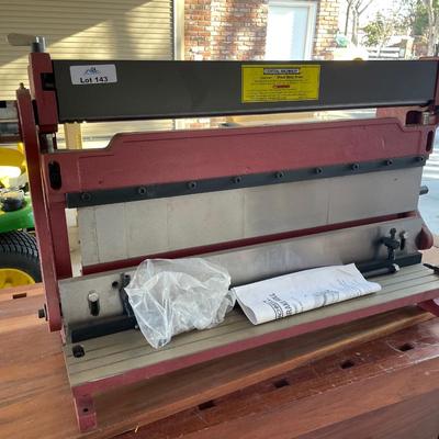 Central Machinery 30" Shear Brake Roll