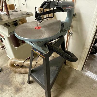 Delta P20 Electric 20" Scroll Saw - for intricate cutting w/low vibration WORKING