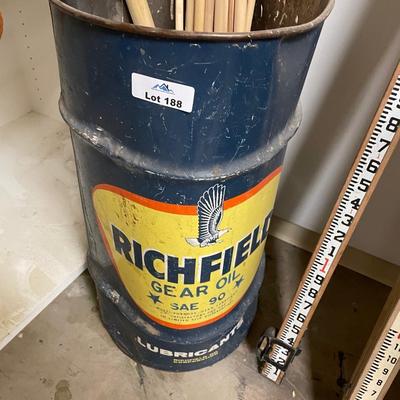 Tall Richfield SAE 90 Gear Metal Oil Can
