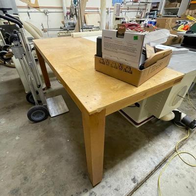 Jet JTAS-10XL Left Tilting Arbor Saw, XACTA-Fence II, work table, and accessories