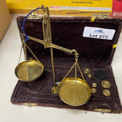 Small Brass Scale & weights in felt lined box