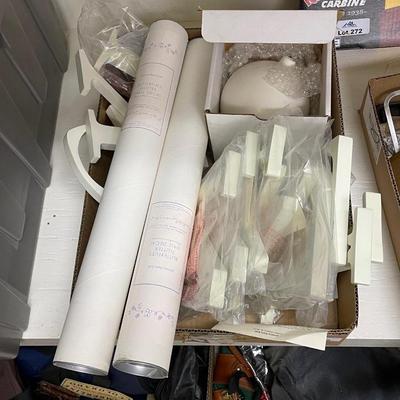 Wall decorating items - large White Letters & Decals