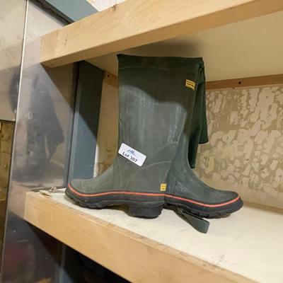Pacific Footwear Size 5 - Work boots