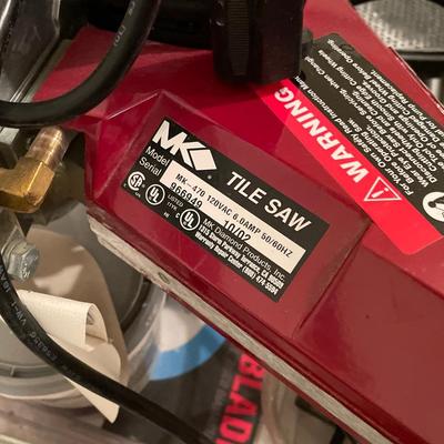 Sale Photo Thumbnail #1147: Tile Saw w/tray & all as shown Ð clean looking setup