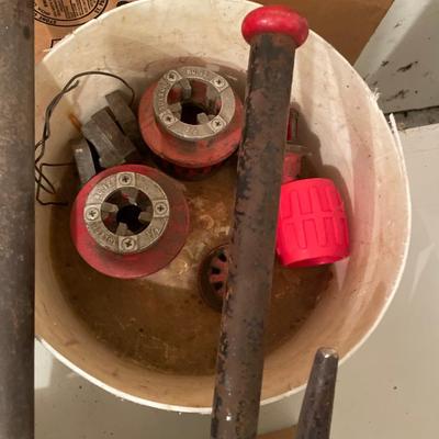 Come Along/Pipe Cutters/Threaders & other industrial metal tools