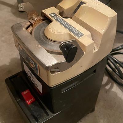 Wet Stone Model 2900 by Wen sharpening machine