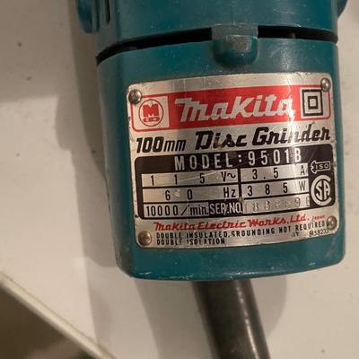 Makita Model 9501B 100mm disc grinder