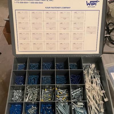 WIPI case with all scrws & hardware