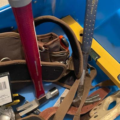 Blue Tub w/lots of New tools - workbelt
