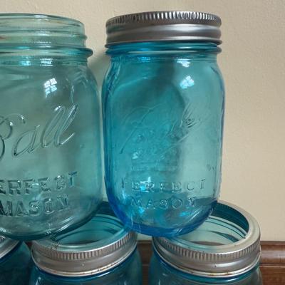 LOT 2B: Blue Ball Mason Jars
