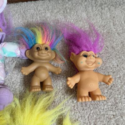 LOT 8B: Vintage 90s Troll Dolls - Russ & More