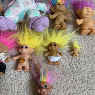 LOT 8B: Vintage 90s Troll Dolls - Russ & More