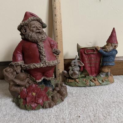 LOT 11B: Tom Clark Santa Sculpture & Cairn Christmas 2001 Gnome
