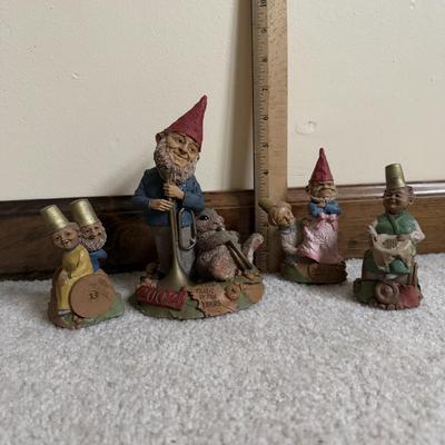 LOT 12B: Tom Clark / Wolfe Cairn Garden Gnome Sculptures