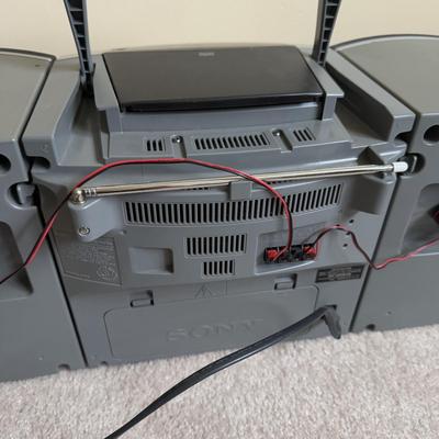 LOT 13B: Sony CD Radio Cassette-Corder Model No CFD-ZW755