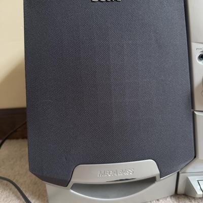 LOT 13B: Sony CD Radio Cassette-Corder Model No CFD-ZW755