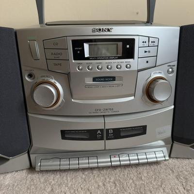 LOT 13B: Sony CD Radio Cassette-Corder Model No CFD-ZW755