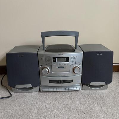 LOT 13B: Sony CD Radio Cassette-Corder Model No CFD-ZW755