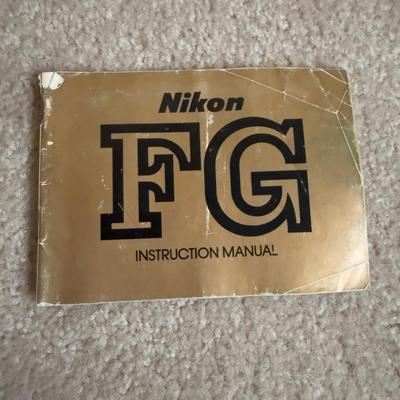 LOT 14B: Nikon FG 35mm Film Camera w/ Lens & Vivitar Auto Thyristor Flash 2800