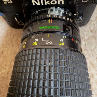 LOT 14B: Nikon FG 35mm Film Camera w/ Lens & Vivitar Auto Thyristor Flash 2800