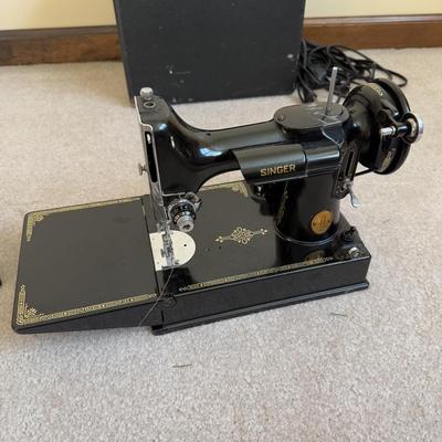 LOT 25B: Singer Portable Electric Sewing Machine 221-1 w/ Accessories