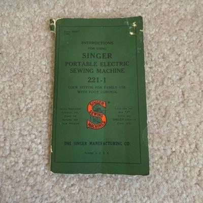 LOT 25B: Singer Portable Electric Sewing Machine 221-1 w/ Accessories