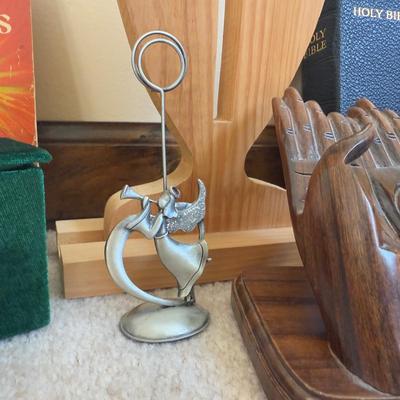 LOT 26B: Religious Home Decor & Books