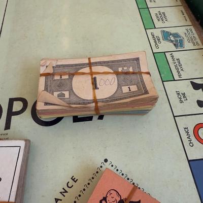 LOT 27B: Vintage 1950s Monopoly, 1970s Triple Yahtzee & c1950s-60s Kids Puzzles