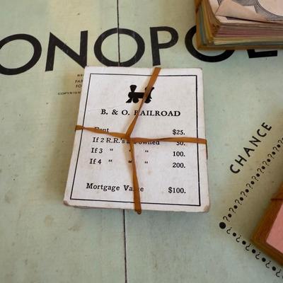 LOT 27B: Vintage 1950s Monopoly, 1970s Triple Yahtzee & c1950s-60s Kids Puzzles