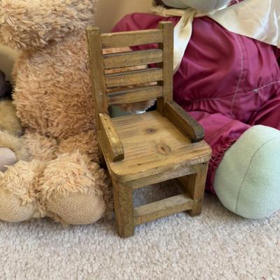 LOT 28B: Collection of Stuffed Bears - Boyd’s, 1979 North American Bear Co & More