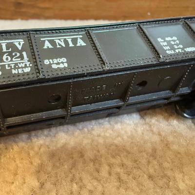 LOT 36B: Atlas HO Train Cars in Boxes, Throttlepack Model 501 Transformer w/ Box & More