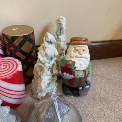 LOT 37B: Collection of Candlesticks & Candles - Williamsburg Stieff Pewter, Baldwin, Brass, Poole Pewter, Silver Plate & More