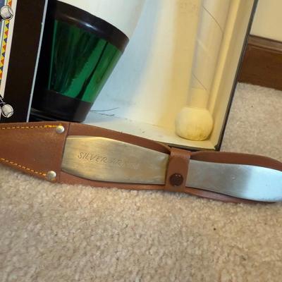 LOT 39B: Club Juggling Kit, Throwing Knife w/ Sheath, Yo-Yos, Diablo Spinner & More
