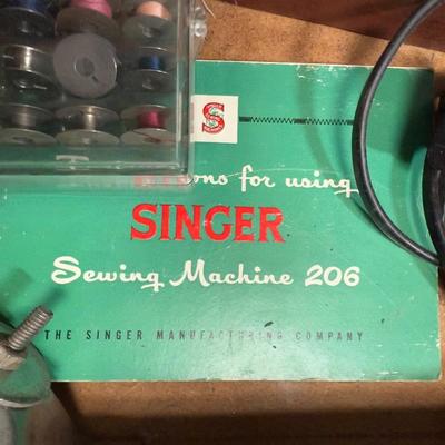 LOT 40B: Vintage Singer 206 Sewing Machine in Folding Trapezoid Cabinet / Sewing Table w/ Matching Storage Bench
