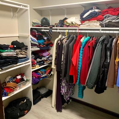 LOT 41 M: Closet Clear Out! Men & Women's Clothes, Dresses, Suits, Shoes, Scarves, Gloves, & More