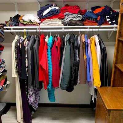 LOT 41 M: Closet Clear Out! Men & Women's Clothes, Dresses, Suits, Shoes, Scarves, Gloves, & More