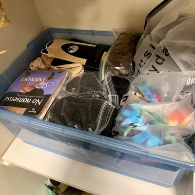 LOT 41 M: Closet Clear Out! Men & Women's Clothes, Dresses, Suits, Shoes, Scarves, Gloves, & More