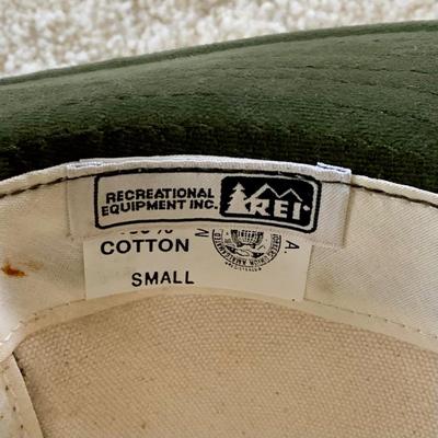 LOT 42 M: R.E.I. Green Cotton Canvas Size Small & Brown Suede Leather Size Medium Safari Style Hats