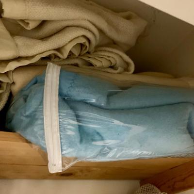 LOT 45 Z: Closet Clear Out! Bedsheets, Towels, Pillows, & More