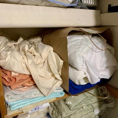 LOT 45 Z: Closet Clear Out! Bedsheets, Towels, Pillows, & More