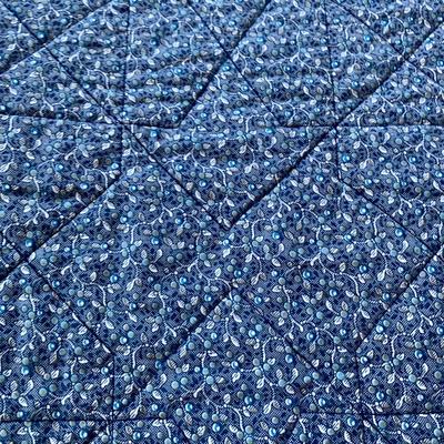 LOT 49 M: Beautiful Decorative Quilt Collection