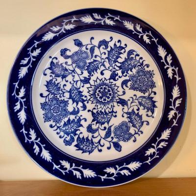 LOT 59 K: Bombay Blue & White China Set: Florals & Dragons 18 pieces