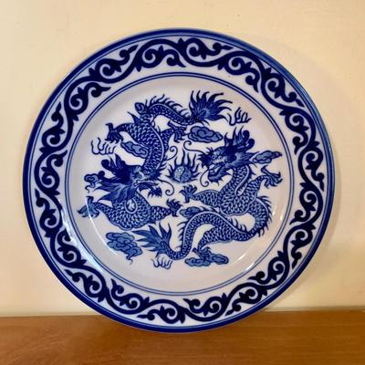 LOT 59 K: Bombay Blue & White China Set: Florals & Dragons 18 pieces