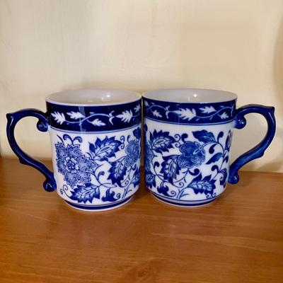 LOT 59 K: Bombay Blue & White China Set: Florals & Dragons 18 pieces