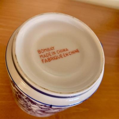 LOT 59 K: Bombay Blue & White China Set: Florals & Dragons 18 pieces