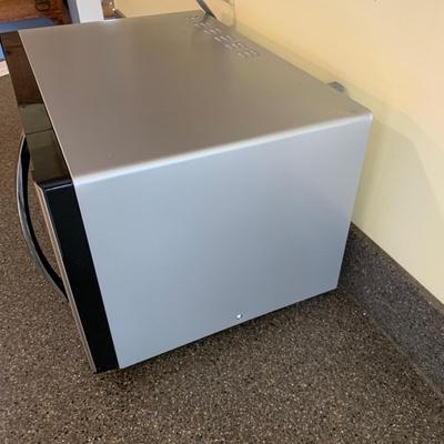 LOT 62 K: Emerson Microwave Model #MW9325SL