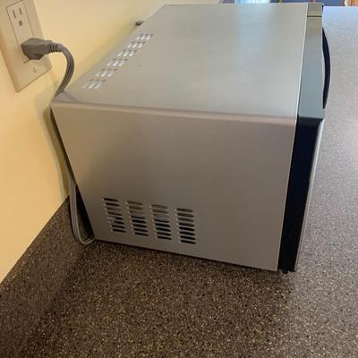 LOT 62 K: Emerson Microwave Model #MW9325SL