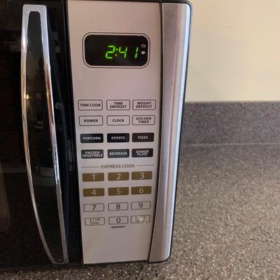 LOT 62 K: Emerson Microwave Model #MW9325SL